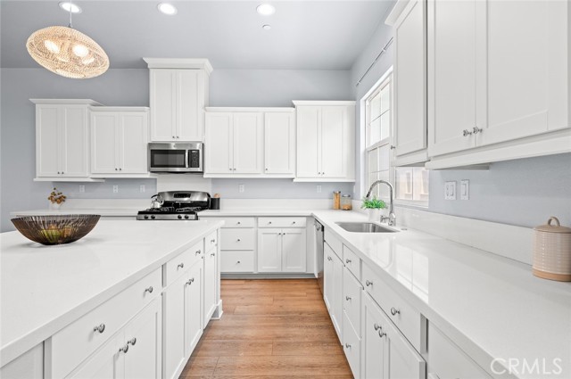15950 Ellington Way, Chino Hills CA: https://media.crmls.org/medias/6516b692-16d2-4728-965f-36a533996696.jpg