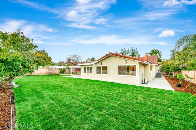 Detail Gallery Image 15 of 19 For 23248 Community, West Hills,  CA 91304 - 4 Beds | 3 Baths