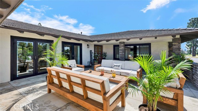 Detail Gallery Image 29 of 36 For 18201 Leafwood Ln, North Tustin,  CA 92705 - 5 Beds | 3/1 Baths