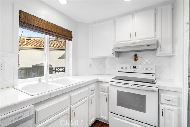 MLS #OC25178232 image #21