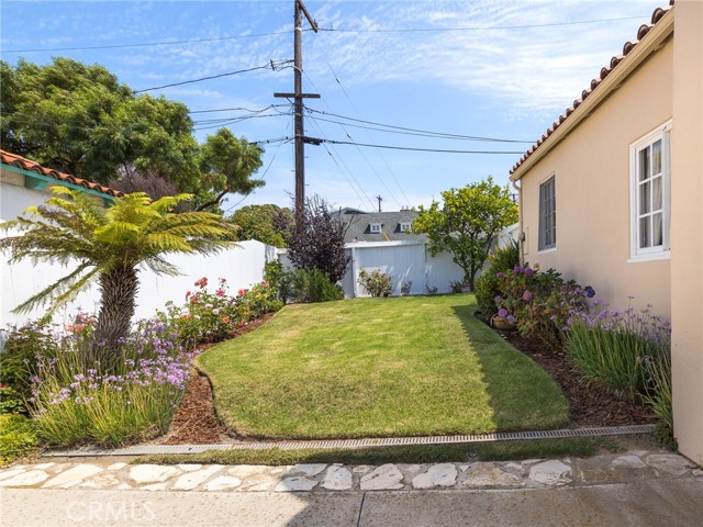 Detail Gallery Image 38 of 50 For 535 E Mariposa Ave, El Segundo,  CA 90245 - 3 Beds | 2/1 Baths