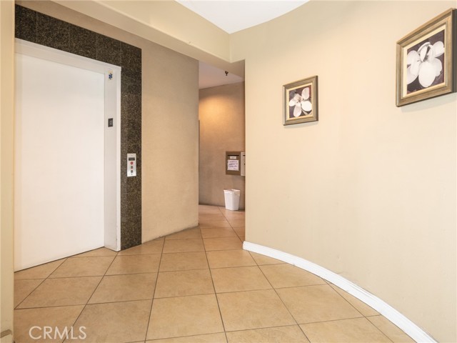 Detail Gallery Image 9 of 28 For 120 De Anza Street #208,  San Gabriel,  CA 91776 - 1 Beds | 1 Baths