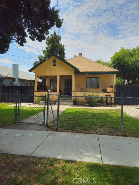 731 W 8Th St, San Bernardino, CA 92410