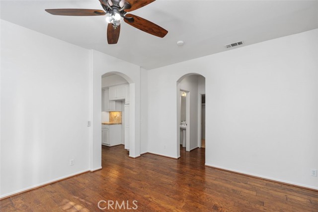 31090 Nassau Court, Temecula CA: https://media.crmls.org/medias/651c4979-c9f8-456a-b794-0bda8bb84b59.jpg