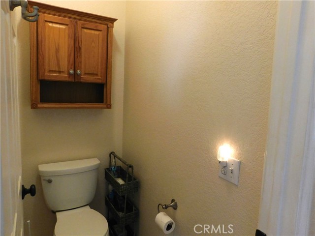 Detail Gallery Image 10 of 27 For 20774 Village Ct, California City,  CA 93505 - 3 Beds | 2 Baths