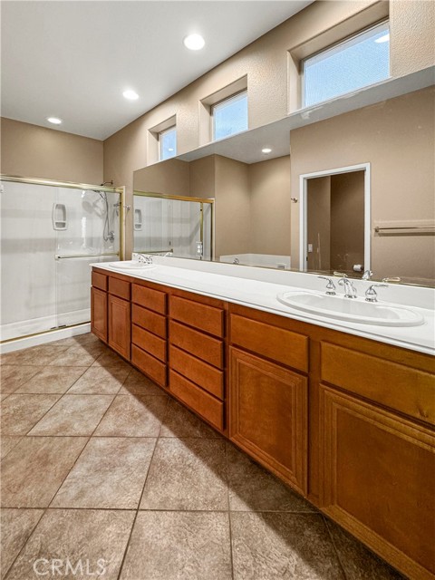 Detail Gallery Image 5 of 9 For 3824 Sandy Point Dr, Blythe,  CA 92225 - 3 Beds | 2 Baths