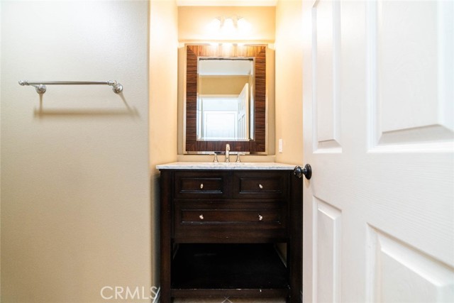 Detail Gallery Image 10 of 51 For 6 Roseleaf, Irvine,  CA 92620 - 5 Beds | 3/1 Baths