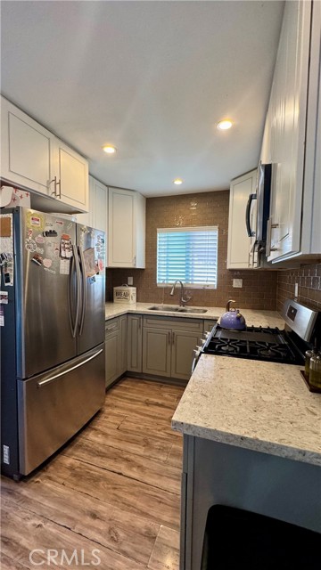 806 E 91st, Los Angeles CA: https://media.crmls.org/medias/651fc180-4844-41bf-84b6-70c9f9aa7f98.jpg