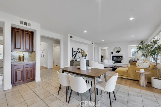 Detail Gallery Image 22 of 70 For 10641 Lost Trail Ave, Shadow Hills,  CA 91040 - 4 Beds | 3/1 Baths