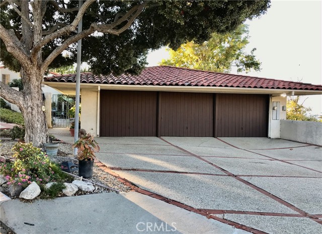 1300 Via Coronel, Palos Verdes Estates, California 90274, 6 Bedrooms Bedrooms, ,3 BathroomsBathrooms,Residential,Sold,Via Coronel,PV22158399