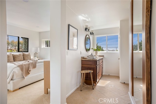 Detail Gallery Image 28 of 52 For 7836 W 81st, Playa Del Rey,  CA 90293 - 4 Beds | 2/1 Baths