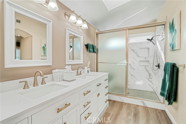 Detail Gallery Image 18 of 29 For 4387 Leatherwood Ct, Camarillo,  CA 93012 - 4 Beds | 2/1 Baths