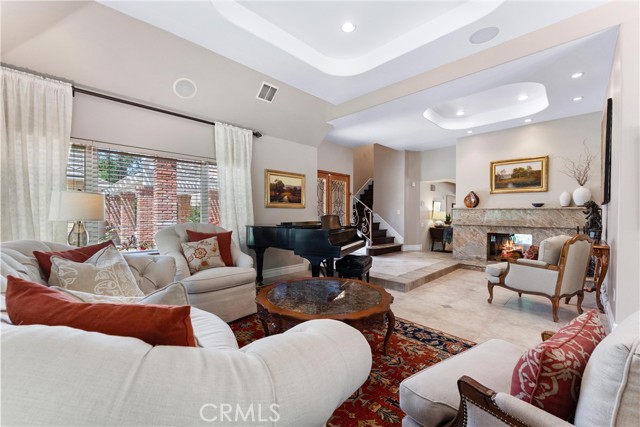 Detail Gallery Image 17 of 75 For 284 South Quintana, Anaheim Hills,  CA 92807 - 5 Beds | 3 Baths