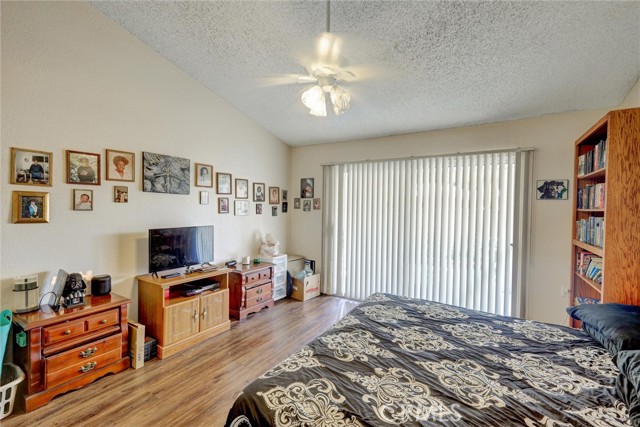 Detail Gallery Image 13 of 35 For 918 Summerfield St, Hemet,  CA 92545 - 3 Beds | 2 Baths