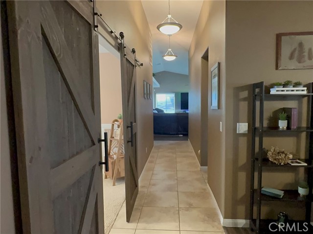 Detail Gallery Image 8 of 30 For 15454 Mustang Ave, Apple Valley,  CA 92307 - 4 Beds | 3 Baths
