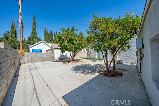 Detail Gallery Image 28 of 39 For 2461 Saint Pierre, Altadena,  CA 91001 - 4 Beds | 2 Baths