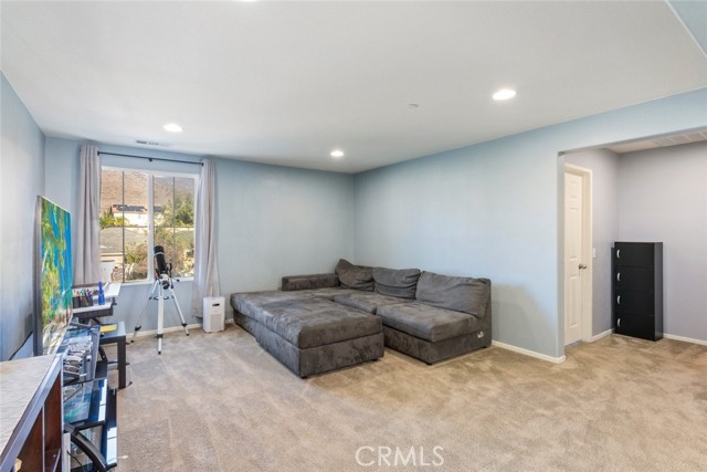 Detail Gallery Image 17 of 56 For 34267 Chaparossa Dr, Lake Elsinore,  CA 92532 - 4 Beds | 2/1 Baths