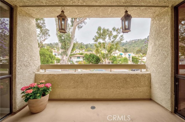 2545 Via Campesina, Palos Verdes Estates, California 90274, 2 Bedrooms Bedrooms, ,1 BathroomBathrooms,Residential,Sold,Via Campesina,SB22107441