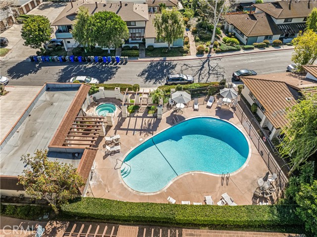 Front Image Thumbnail for CROC26026018