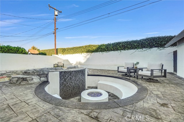 Detail Gallery Image 15 of 21 For 530 N. Stanford Ave, Fullerton,  CA 92831 - 4 Beds | 3 Baths