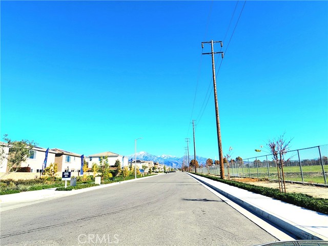 Detail Gallery Image 34 of 37 For 1111 Tropic Ct, Redlands,  CA 92374 - 3 Beds | 2/1 Baths