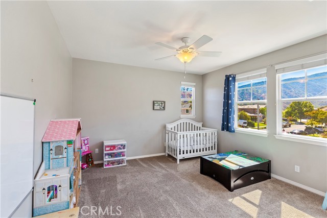 Detail Gallery Image 27 of 66 For 1431 Burnett Cir, Corona,  CA 92882 - 5 Beds | 3/1 Baths