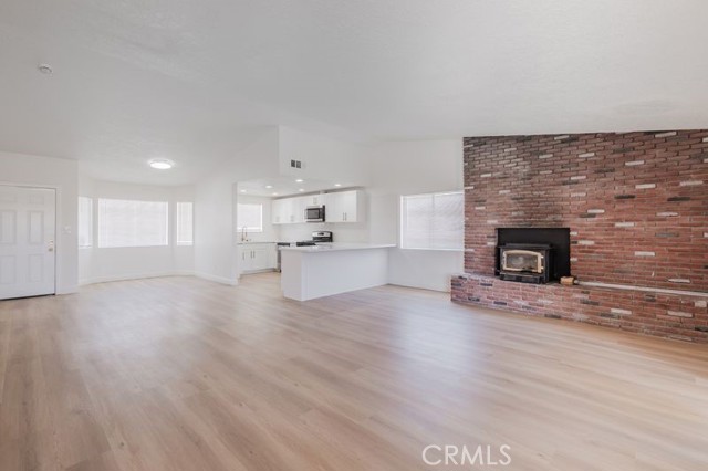 16233 Manzanita Street, Hesperia CA: https://media.crmls.org/medias/65291668-dc07-4a94-8b83-2db88f7c2bd2.jpg
