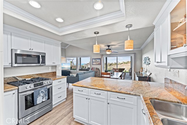 Detail Gallery Image 34 of 69 For 2411 Camino Bucanero #15,  San Clemente,  CA 92673 - 3 Beds | 2/1 Baths