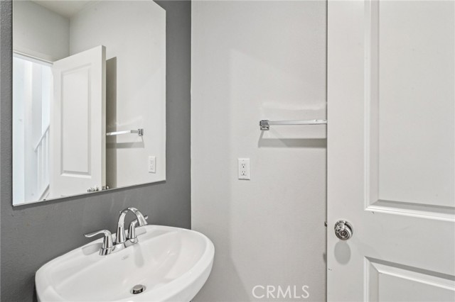 30012 Cottage Lane, Lake Elsinore CA: https://media.crmls.org/medias/65293ea4-6026-4200-bec5-ea967e91d57d.jpg