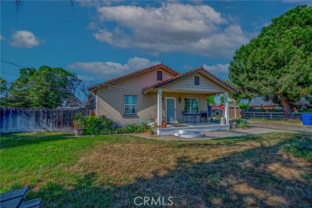 Detail Gallery Image 3 of 34 For 2415 E Childs Ave, Merced,  CA 95341 - 5 Beds | 2 Baths