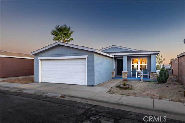 Detail Gallery Image 1 of 1 For 2432 Sunset Ridge Dr, Rosamond,  CA 93560 - 3 Beds | 2 Baths