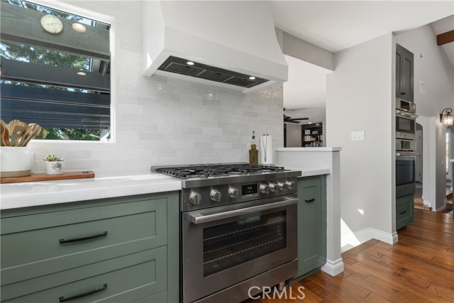 12571 Welbe Drive, North Tustin CA: https://media.crmls.org/medias/652b04d5-ebd8-4d8e-973a-e1296124eafa.jpg