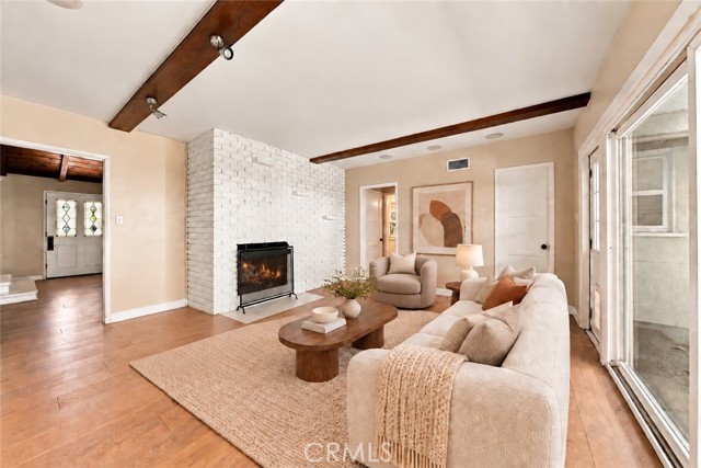 13047 Magnolia Boulevard photo 18