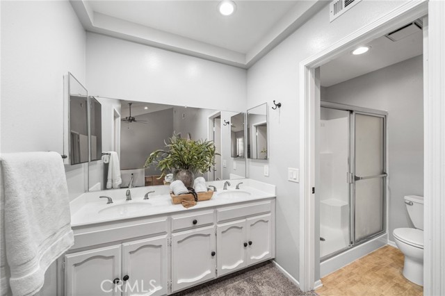 Detail Gallery Image 10 of 16 For 211 E Ponderosa Ln #10,  Anaheim,  CA 92802 - 2 Beds | 2 Baths