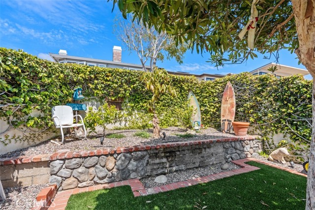 Detail Gallery Image 36 of 53 For 13 N Encino, Laguna Beach,  CA 92651 - 2 Beds | 1/1 Baths