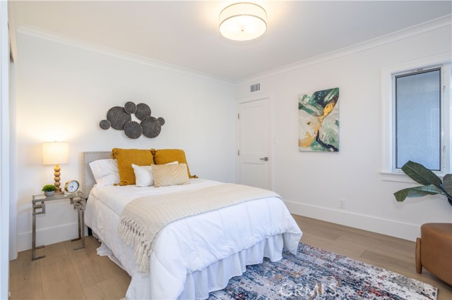 10133 Whitaker Avenue, Granada Hills CA: https://media.crmls.org/medias/652da440-ac6f-4fbb-a6a2-0f4a5e784274.jpg
