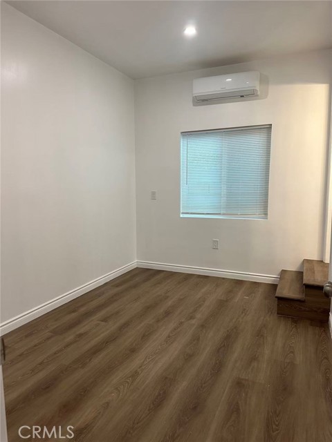 MLS #WS25265862 image #6