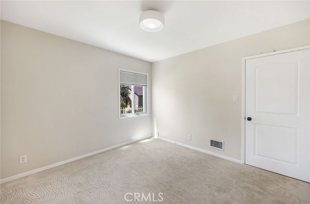 939 North Glendale Avenue, 1 photo 24