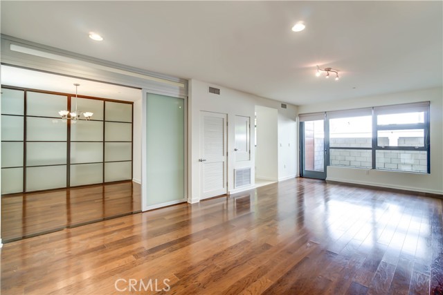 Detail Gallery Image 5 of 27 For 13045 Pacific Promenade #103,  Los Angeles,  CA 90094 - 2 Beds | 1 Baths