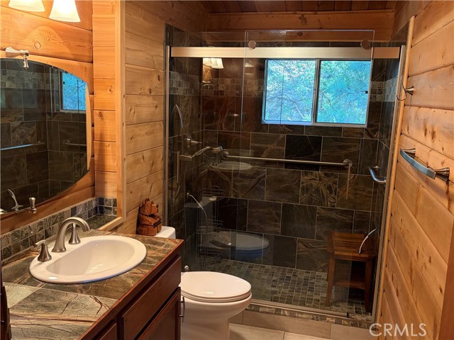 Detail Gallery Image 9 of 29 For 6307 Cedar Ct, Angelus Oaks,  CA 92305 - 3 Beds | 2 Baths