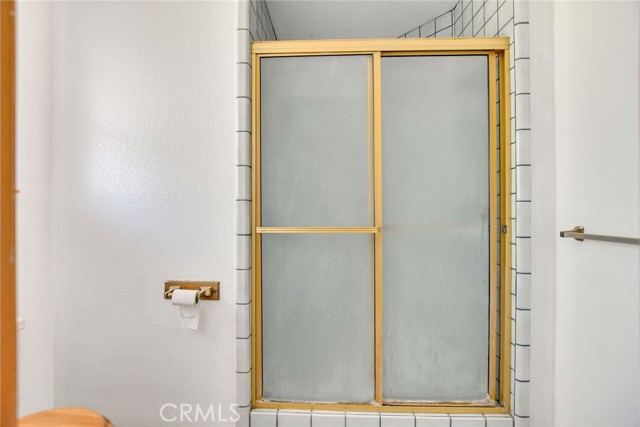 Image 28 of 67 For 2929 Snow Line