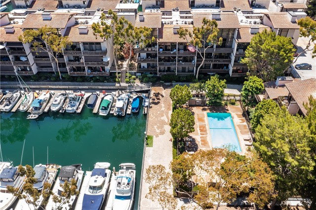 Detail Gallery Image 25 of 30 For 5226 Marina Pacifica Dr, Long Beach,  CA 90803 - 1 Beds | 1/1 Baths