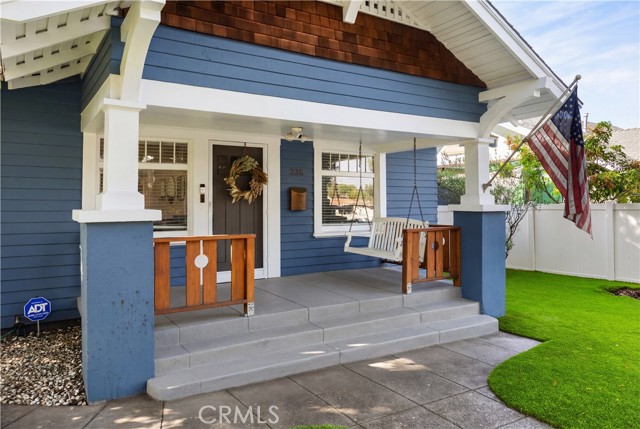 Detail Gallery Image 2 of 38 For 236 W 1st St, San Dimas,  CA 91773 - 3 Beds | 2 Baths