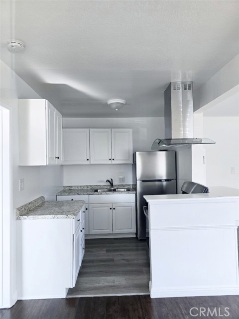 Detail Gallery Image 5 of 8 For 1007 S Tamarack Dr #4,  Fullerton,  CA 92832 - 1 Beds | 1 Baths