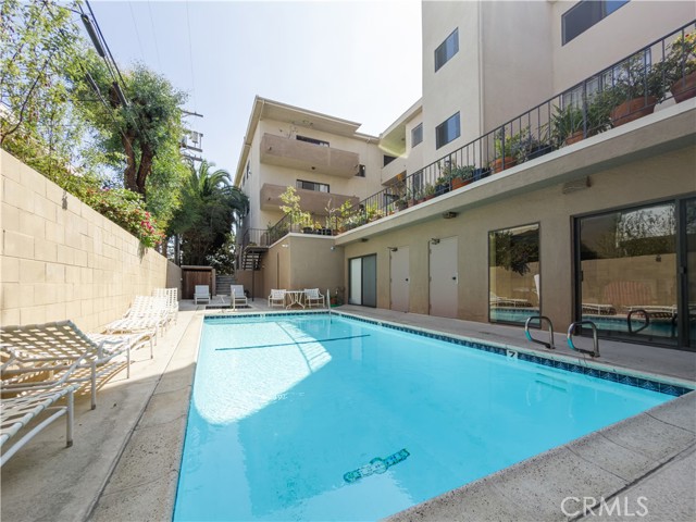 Detail Gallery Image 61 of 64 For 1944 Glendon #209,  Los Angeles,  CA 90025 - 2 Beds | 2/1 Baths