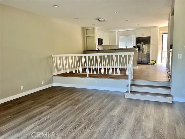 Detail Gallery Image 7 of 29 For 21730 Marylee St #27,  Woodland Hills,  CA 91367 - 3 Beds | 2/1 Baths