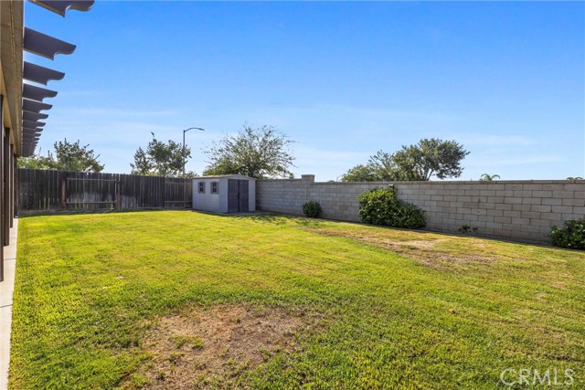 Detail Gallery Image 34 of 37 For 12305 Quiet Pasture Dr, Bakersfield,  CA 93312 - 4 Beds | 2 Baths
