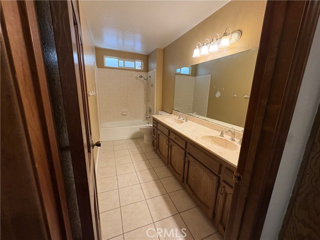 Image 16 of 32 For 31090 Orange