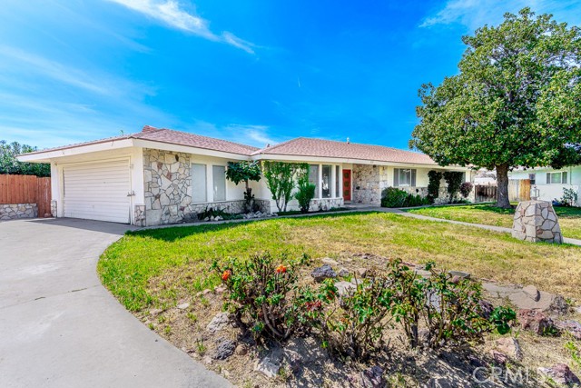 Detail Gallery Image 3 of 44 For 133 Park Vista, Hemet,  CA 92544 - 4 Beds | 2/1 Baths