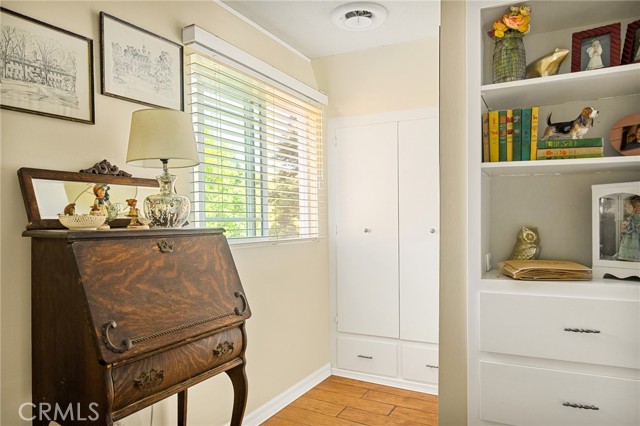 243 Manzanita Drive, Lake Arrowhead CA: https://media.crmls.org/medias/65327fd3-2da1-4641-89f8-eb795c0f92e5.jpg